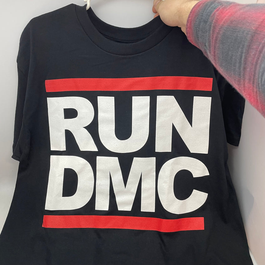 RUN DMC Officially Licensed T-Shirt Size L Like New!