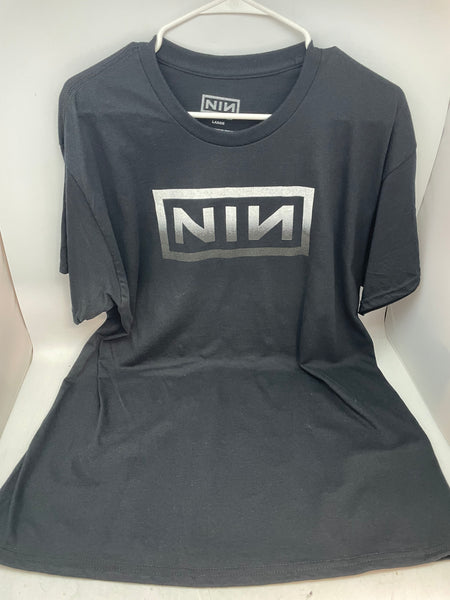 Nine Inch Nails NIN Officially Licensed T-Shirt Size L Like New!